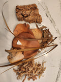 The I Heart Bugs Bioactive Desert/Semi-Arid Enclosure *Bug Den Kit* with Clean Up Crew features natural materials like cork, dried leaves, twigs, and moss—ideal for building a desert habitat for isopods or springtails.